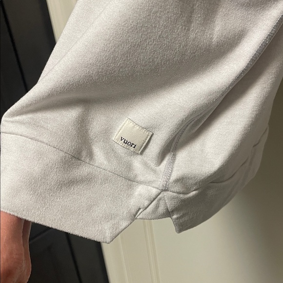 Vuori Women's Halo Hoodie - Picture 2 of 6